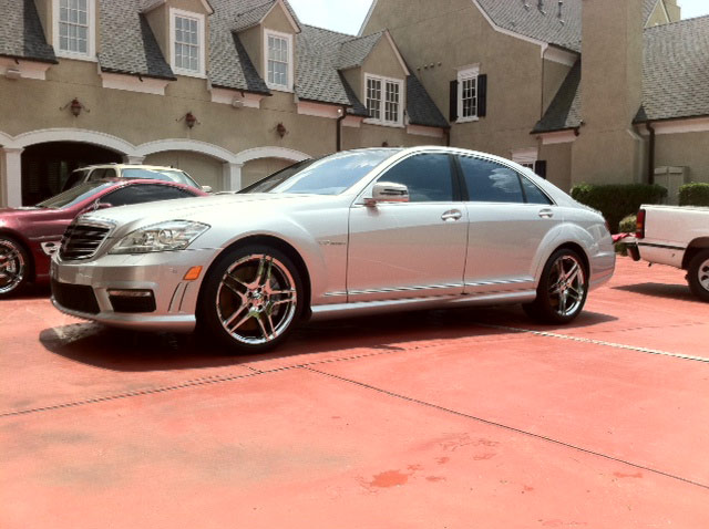 2011-Mercedes-Benz-S65-detailed-by-SEMD.jpg